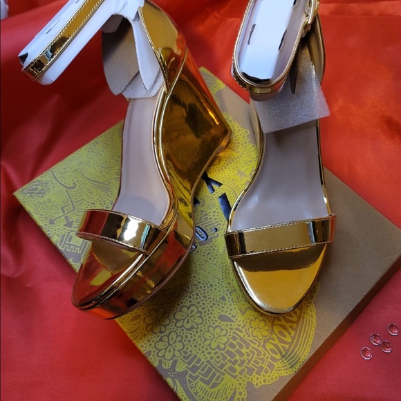 Wedges - Picture 3 of 4